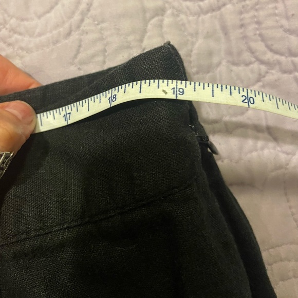 Black Linen Skort - Picture 4 of 6